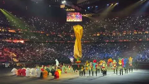 王钰栋称伤情稳定，推测对方滑倒属非故意犯规行为